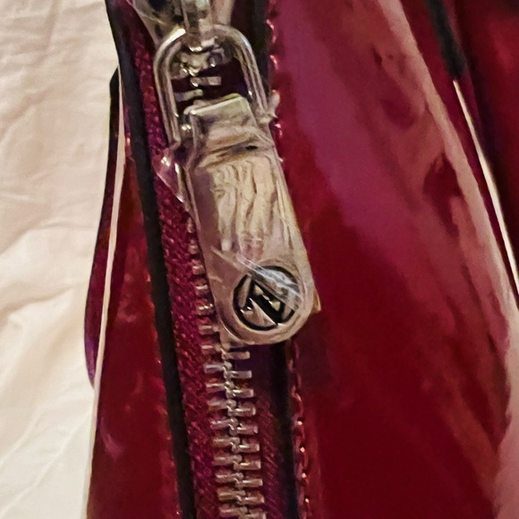 Adrienne Vittadini Woman’s bag , red dome satchel. - Picture 4 of 5